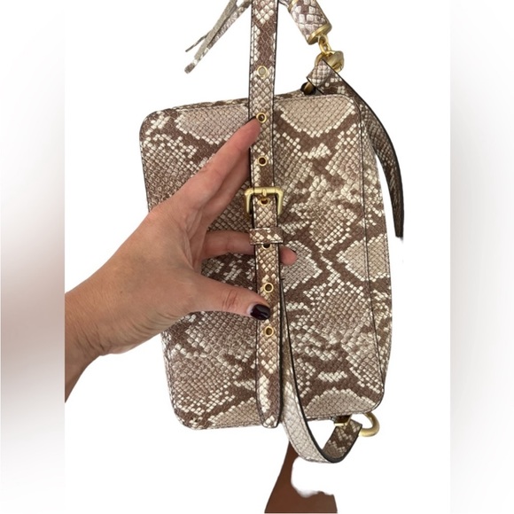 MICHAEL KORS Mini Grommets Crossbody - Picture 2 of 16